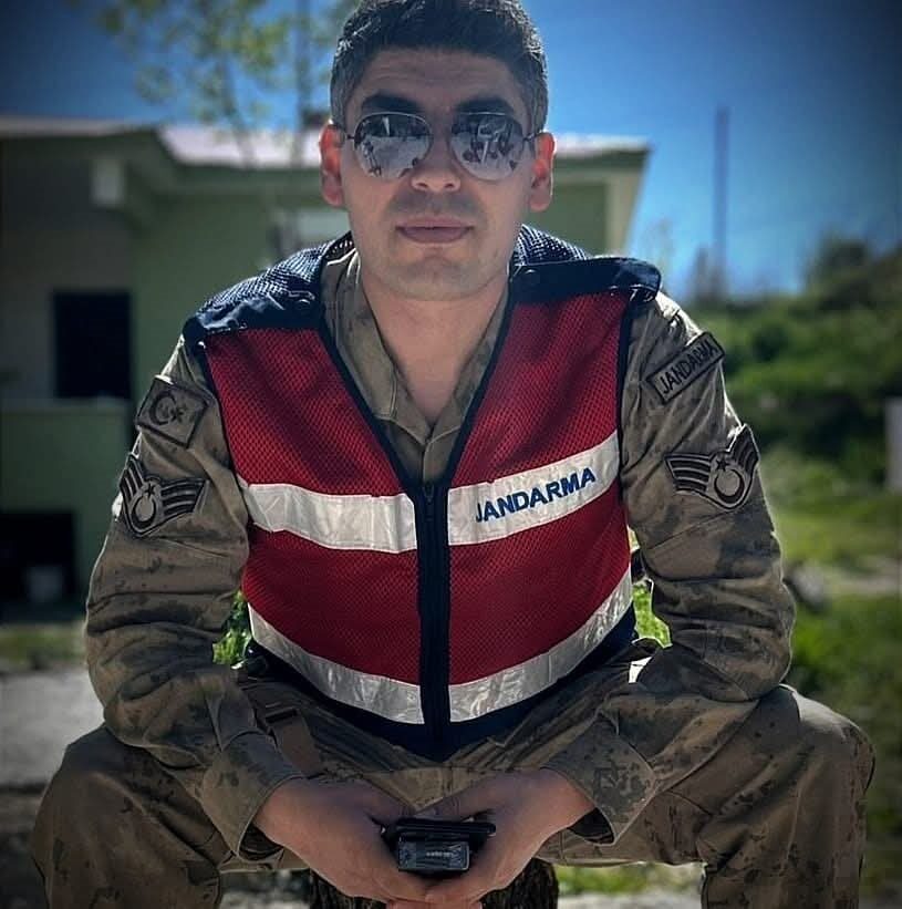 Tunceli İl Jandarma Komutanlığına bağlı Çemişgezek İlçe Jandarma Komutanlığında görev