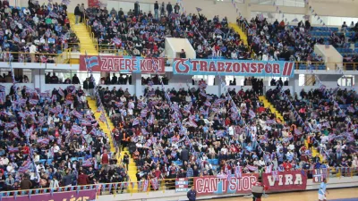 Türkiye Sigorta Türkiye Basketbol Ligi’nde Fenerbahçe Koleji’ni 74-62 mağlup eden