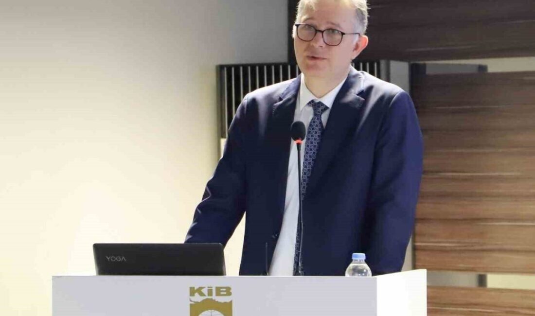 Türkiye’nin dünya fındık üretimindeki payının önceki yıllara oranla düştüğü belirtildi.