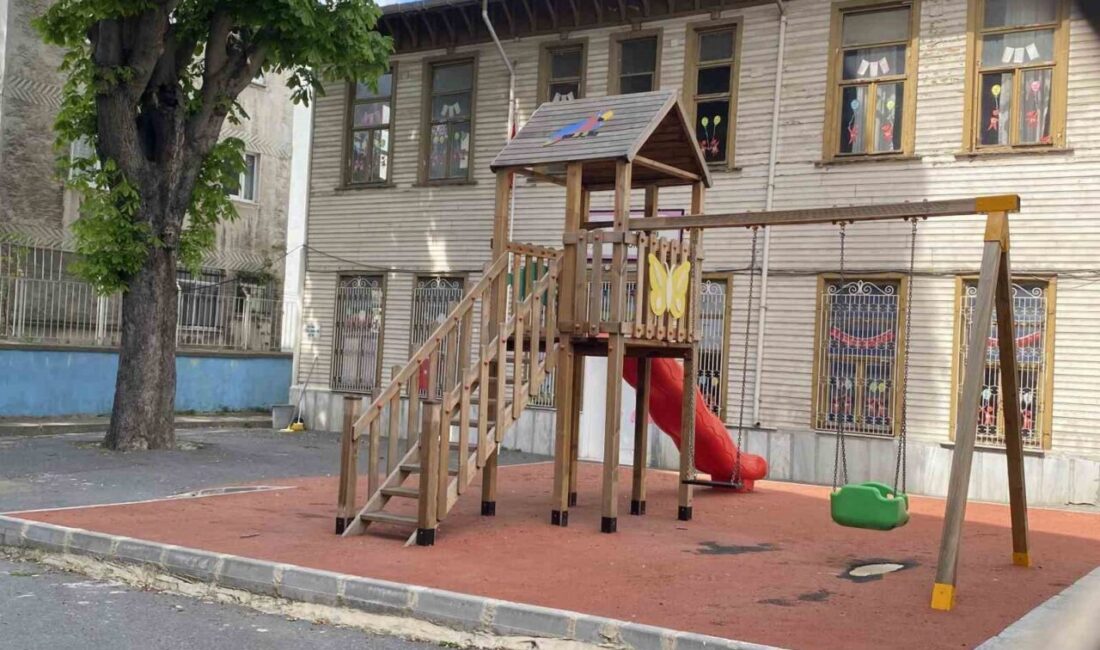 Üsküdar’da tarihi bir binanın içinde bulunan Halil Rüştü Anaokulu’nun İstanbul’da