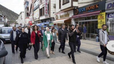 Gümüşhane’de Turizm Haftası kutlamaları kapsamında bir dizi etkinlik gerçekleştirildi. Gümüşhane’de