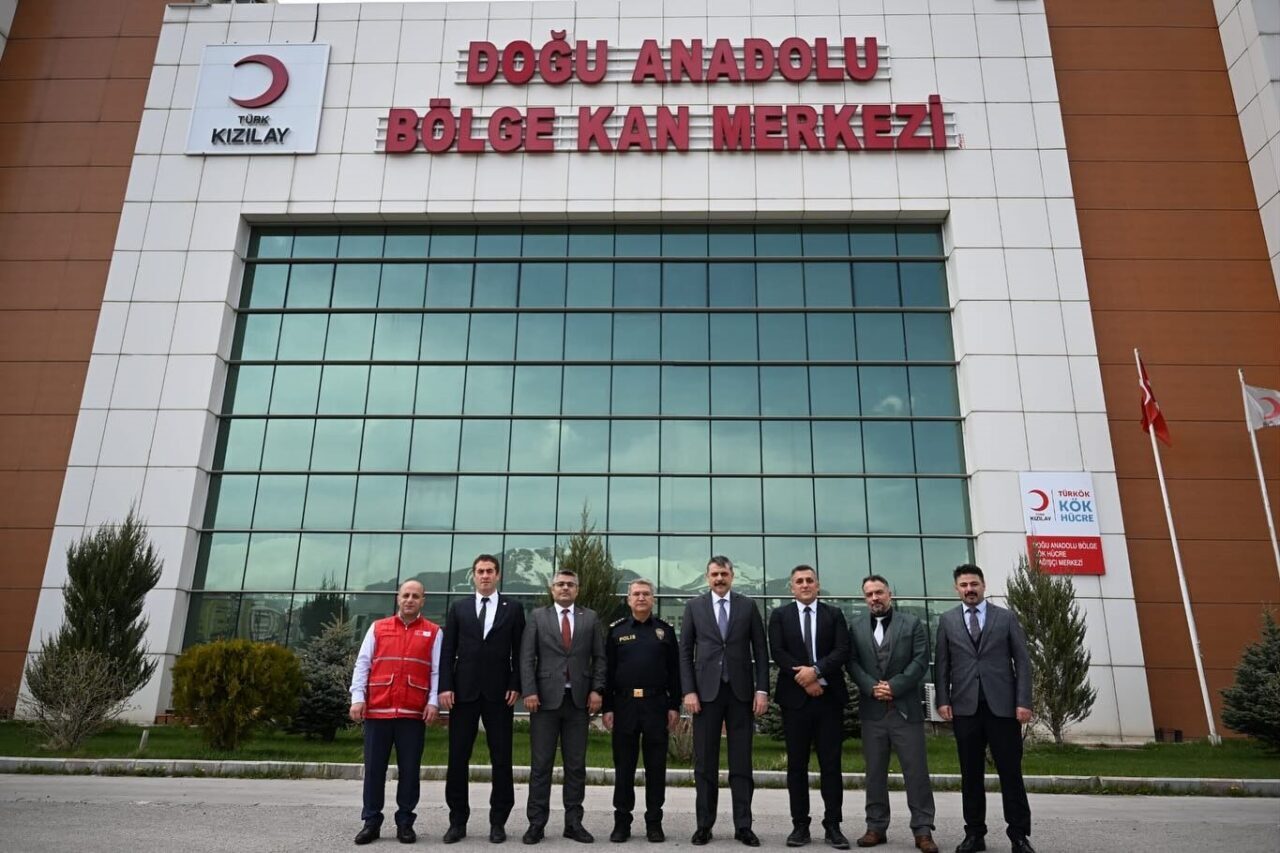 Erzurum Valisi Mustafa Çiftçi, Türk Kızılay Doğu Anadolu Bölge Kan