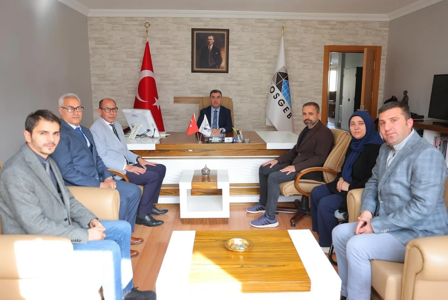 Vali Mustafa Eldivan, Bayburt'ta KOBİ'leri destekleyen kurumları ziyaret etti. İl