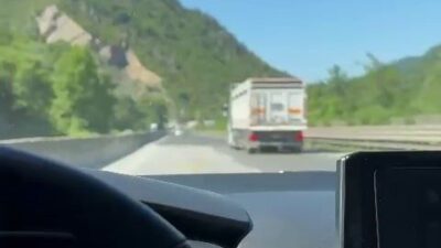 Sakarya’nın Geyve ilçesi D-650 kara yolunda bir otomobil sürücüsü 120