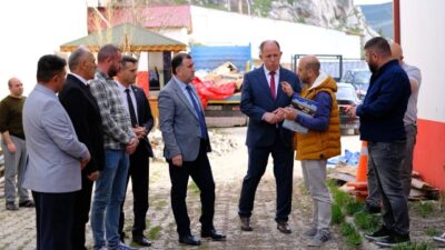 Bayburt’ta yaklaşık 3 yıldır tadilat çalışması tamamlanamayan Memnune Evsen Huzurevi