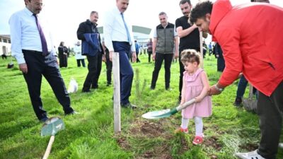 Vali Mustafa Mustafa Çiftçi, Erzurum Teknik Üniversitesi tarafından düzenlenen 60+
