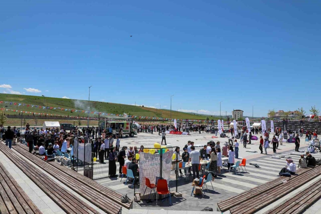 Bayburt’ta düzenlenen 8. Dede Korkut Bilim, Kültür, Sanat ve Spor