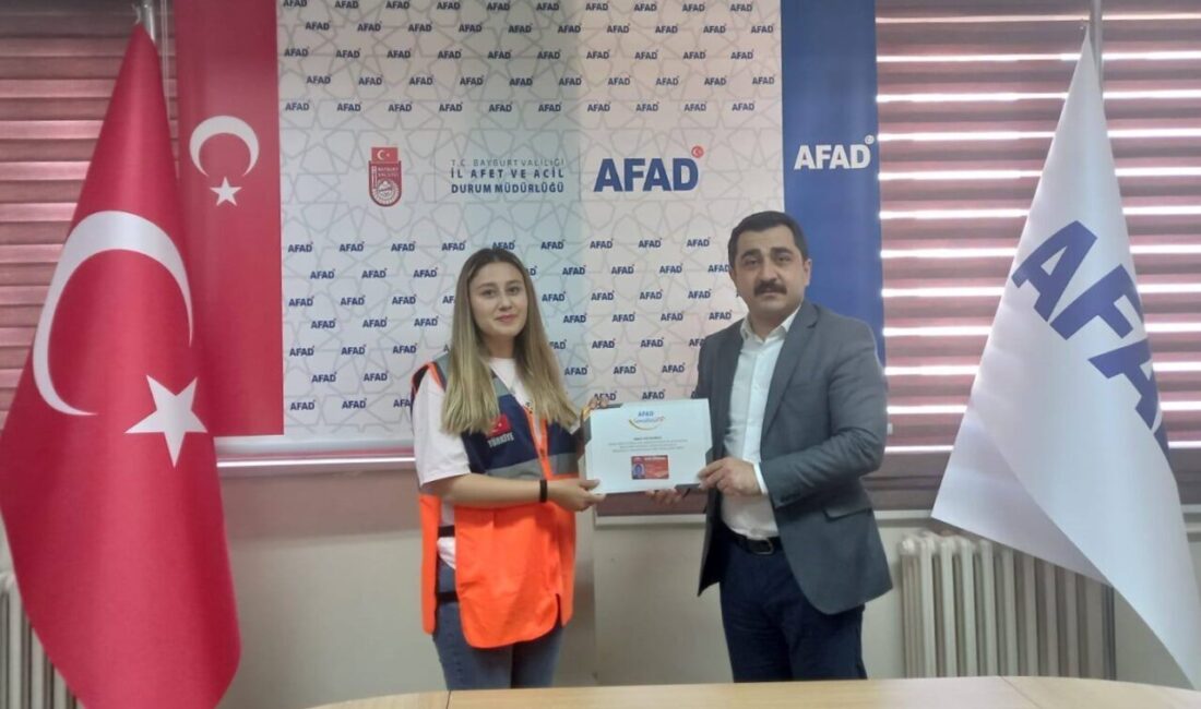 Bayburt İl Afet ve Acil Durum Müdürlüğü personellerince verilen AFAD