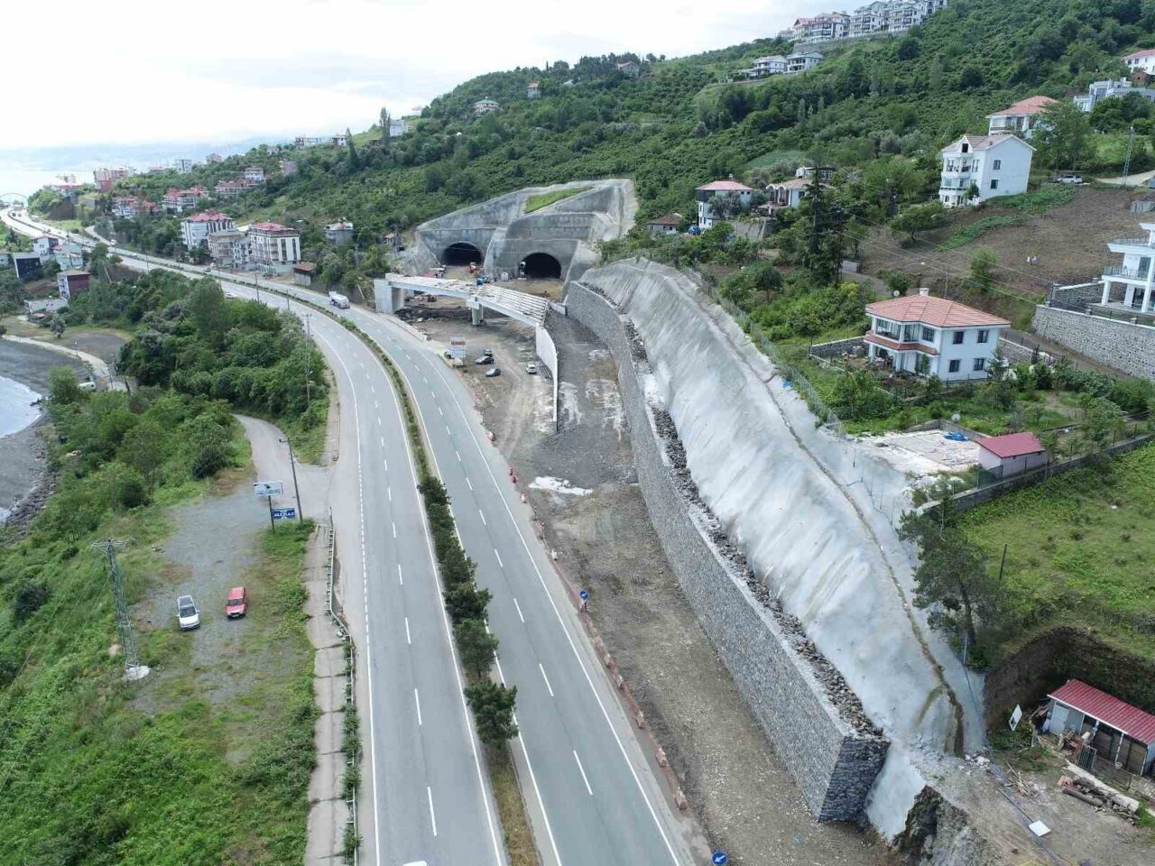 Trabzon’un Akçaabat ilçesi Belediye Başkanı Osman Nuri Ekim, ilçede ulaşıma