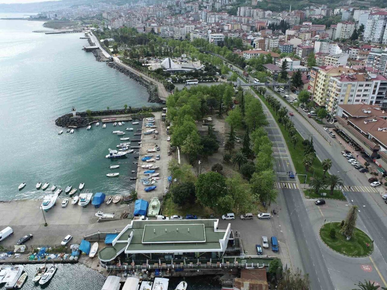 Trabzon’un Akçaabat ilçe belediyesi tarafından etaplar halinde hayata geçirilen Akçaabat