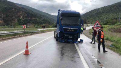 Amasya’nın Taşova ilçesi Durucasu köyünde meydana gelen kazada kontrolden çıkan