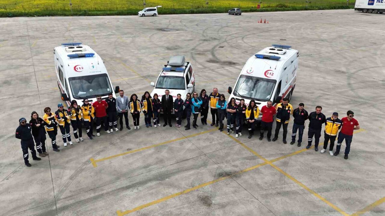 SAMSUN (İHA) – Samsun İl Sağlık Müdürlüğü tarafından düzenlenen ambulans