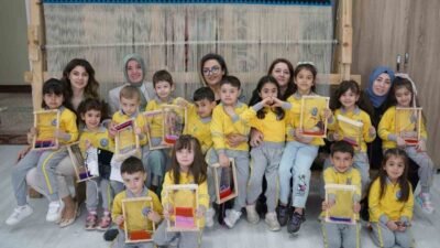 Erzurum’un Palandöken ilçesindeki Yenikent Anaokulu öğrencileri, mini tezgahları ile Olgunlaşma