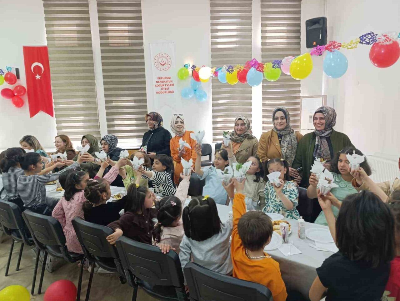 “Anneler ve Çocuklar Eğleniyor” Etkinliği Nenehatun Çocuk Evleri Sitesi’nde gerçekleşti.