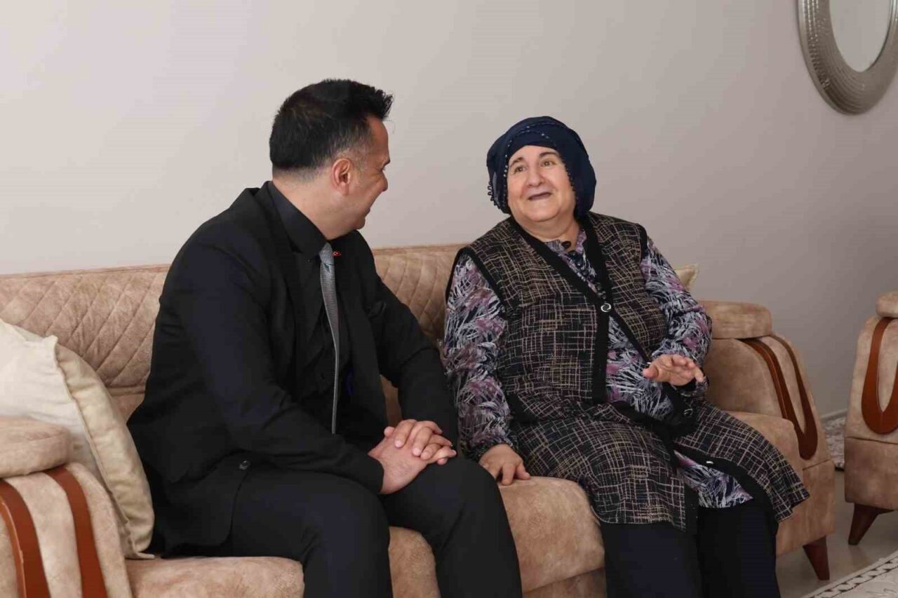 Anneler Günü dolayısıyla Erzurum Aile ve Sosyal Hizmetler İl Müdürlüğü