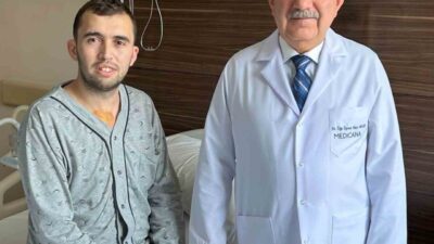 Aort anevrizması (genişlemesi) rahatsızlığından ikinci kez ameliyat olmak zorunda kalan