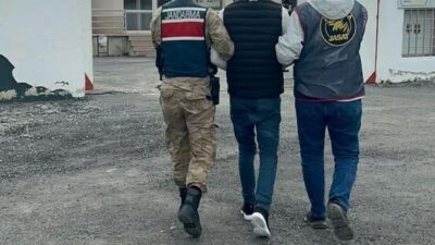 Ardahan’da jandarma ekiplerince yakalanan hırsızlık şüphelisi 3 şahıstan 1’i tutuklandı.