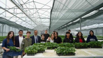 Erzincan Gül Celal Toraman Mesleki ve Teknik Anadolu Lisesi öğrencileri