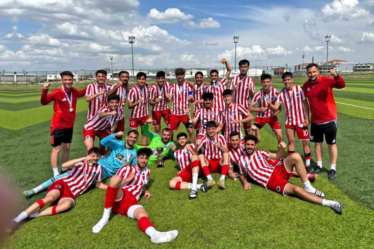 Türkiye Üniversite Sporları Federasyonunun 2024-2025 faaliyet programı kapsamında düzenlenen Üniversiteler