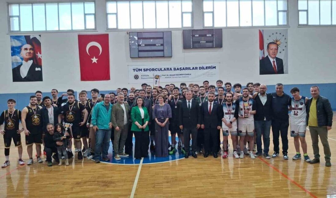Atatürk Üniversitesi, öğrencilerinin hem bireysel hem de takım sporlarında elde