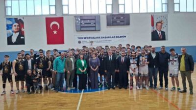 Atatürk Üniversitesi, öğrencilerinin hem bireysel hem de takım sporlarında elde