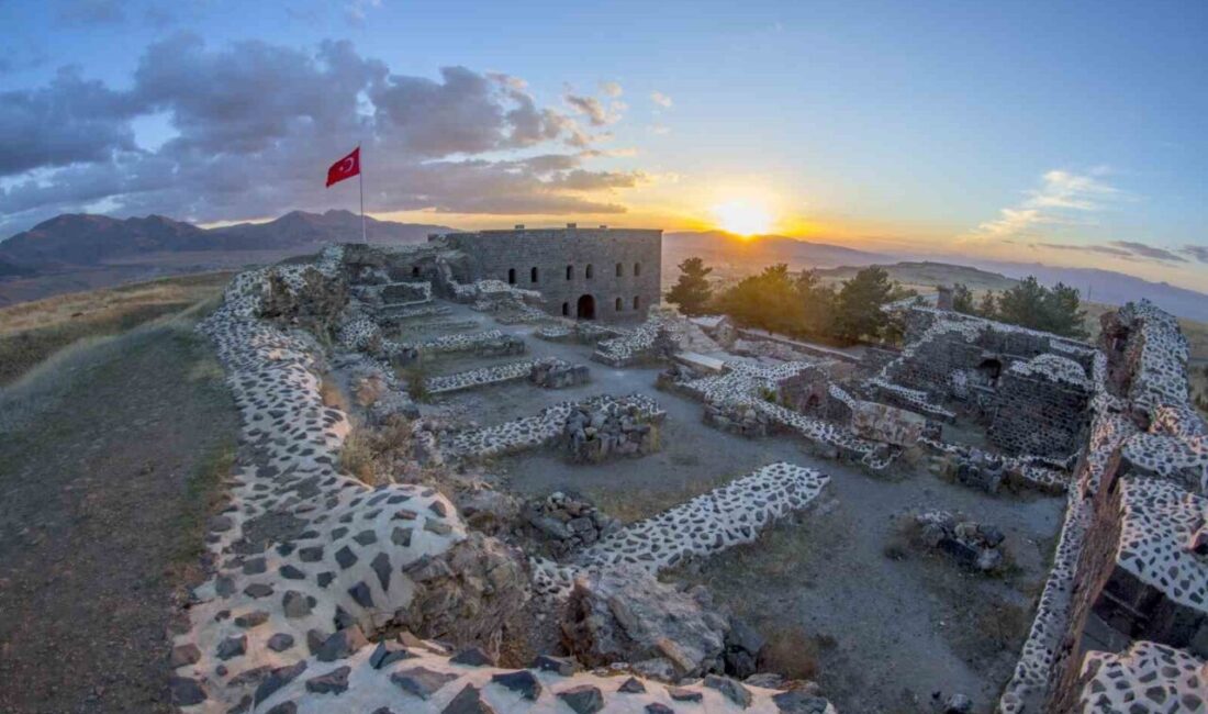 Erzurum Büyükşehir Belediye Başkanı Mehmet Sekmen, Erzurum’da Doğu Cephesi Tarihi
