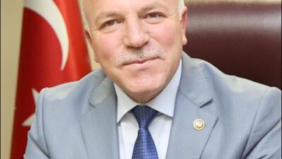 Erzurum Büyükşehir Belediye Başkanı Mehmet Sekmen, “Erzurumspor kırmızı çizgimizdir” başlığıyla