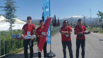 Uluslararası MEB Robot Yarışması’na katılan Bayburt Anadolu İmam Hatip Lisesi