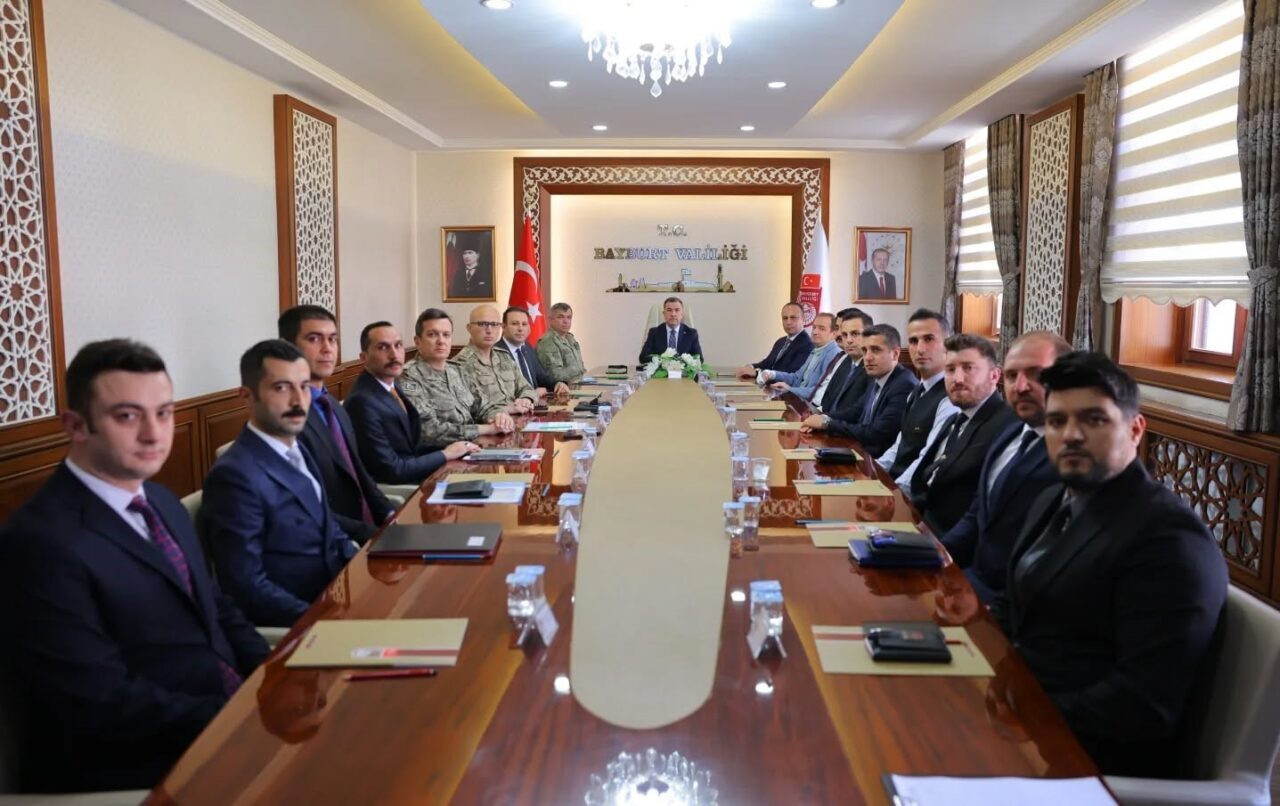 Bayburt Valisi Mustafa Eldivan başkanlığında, ‘Genişletilmiş İl Güvenlik ve Asayiş