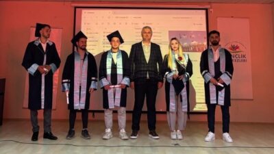 Bayburt Mesleki Eğitim Merkezi’nde, mezuniyet heyecanı yaşandı. Türkiye Yüzyılı Maarif