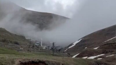 Bayburt’un Aydıntepe ilçesine bağlı 2 bin 300 rakımlı Dumlu köyünün