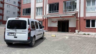 Sivas’ta boğazları kesilerek öldürülen 22 ve 16 yaşındaki iki kardeşin