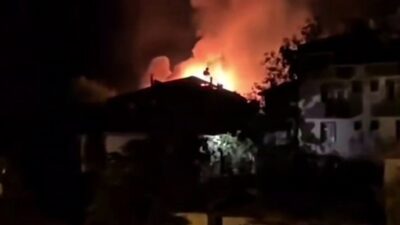 Sinop’un Boyabat ilçesinde çıkan ev yangınında dumandan etkilenen Alzheimer hastası