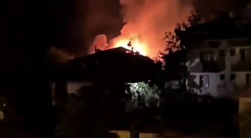 Sinop’un Boyabat ilçesinde çıkan ev yangınında dumandan etkilenen Alzheimer hastası