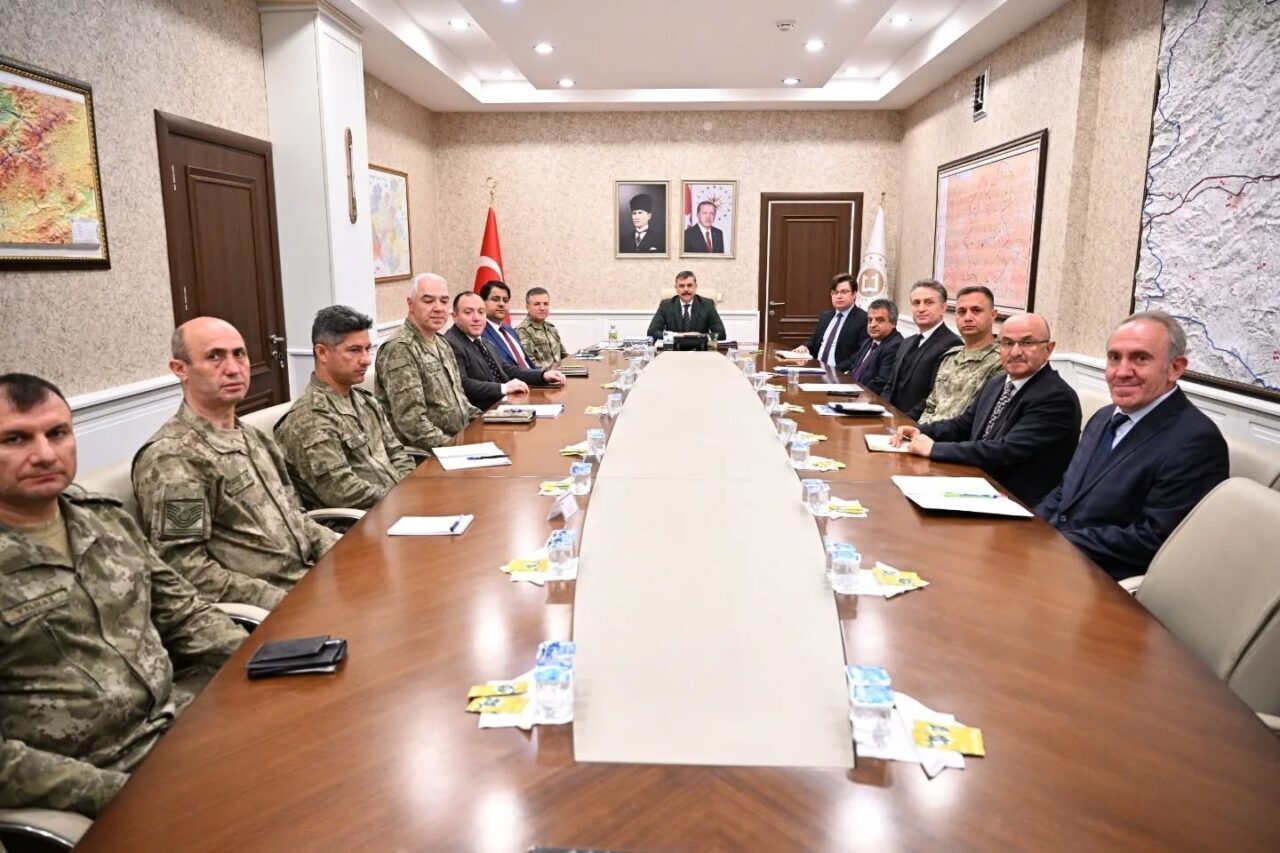 Vali Mustafa Çiftçi başkanlığında, 9. Kolordu ve Garnizon Komutanı Tümgeneral