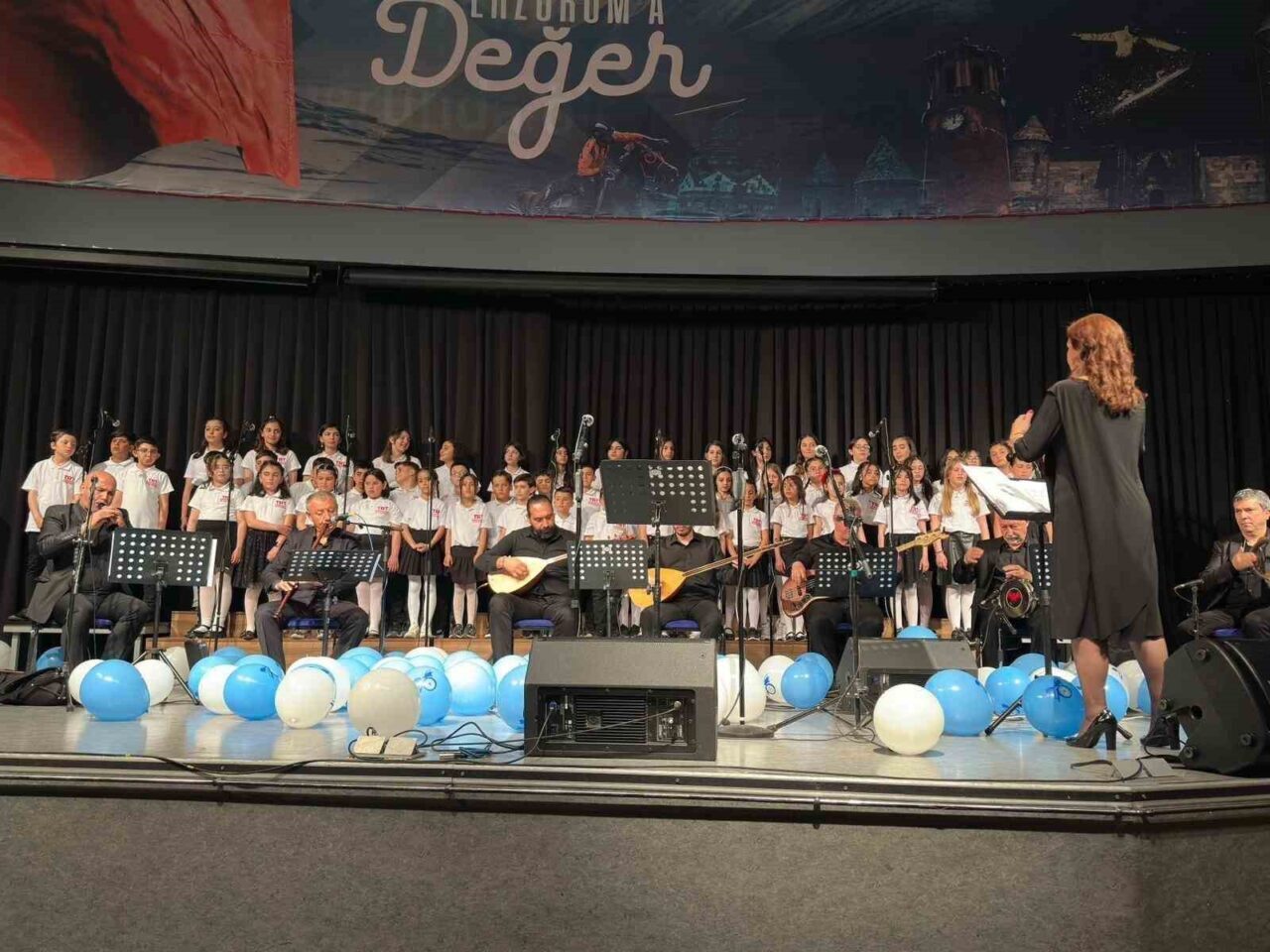 TRT Erzurum Radyosu Türk Halk Müziği Çocuk Korosu eğitim dönemi