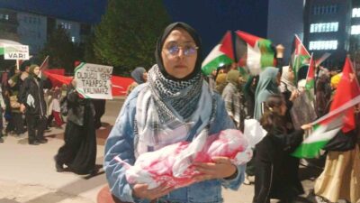 Sivas’ta Cumhuriyet Üniversitesi öğrencileri, İsrail’in Gazze’de devam ettirdiği katliam ve