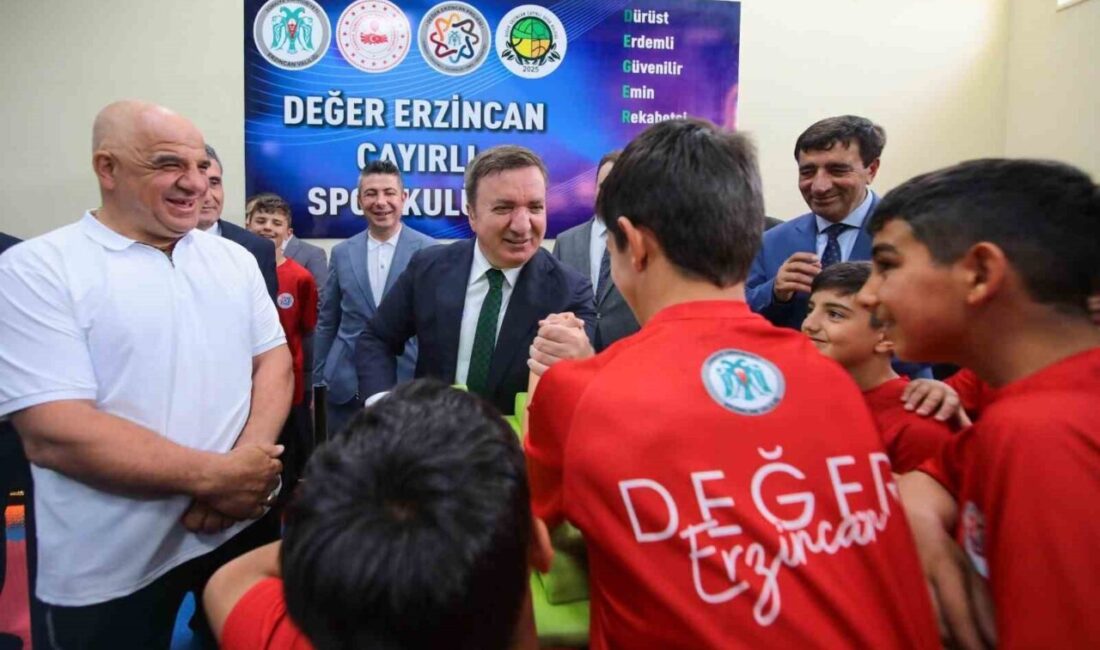 Erzincan Valisi Hamza Aydoğdu; Çayırlı Kaymakamı İsmail Battal, Çayırlı Belediye