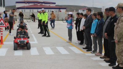 Karayolu Trafik Haftası etkinlikleri kapsamında toplumda trafik kültürünün oluşturulmasına katkı