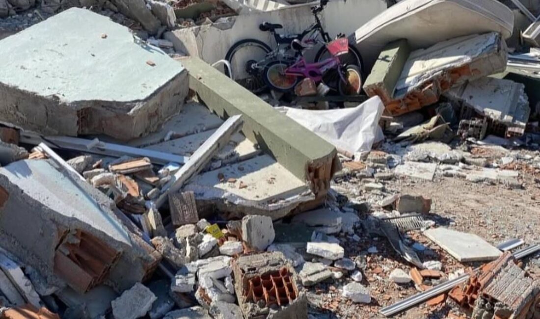 Kahramanmaraş merkezli meydana gelen depremlerde 4 bloklu Çuhadar Sitesi’nin yıkılmasına