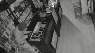 Kahramanmaraş’ta cep telefonu ve elektronik ekipman satışı yapılan konteyner iş