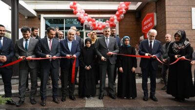 Erzurum Valisi Mustafa Çiftçi, gençlere yönelik rehberlik faaliyetlerinin yürütülmesi amacıyla