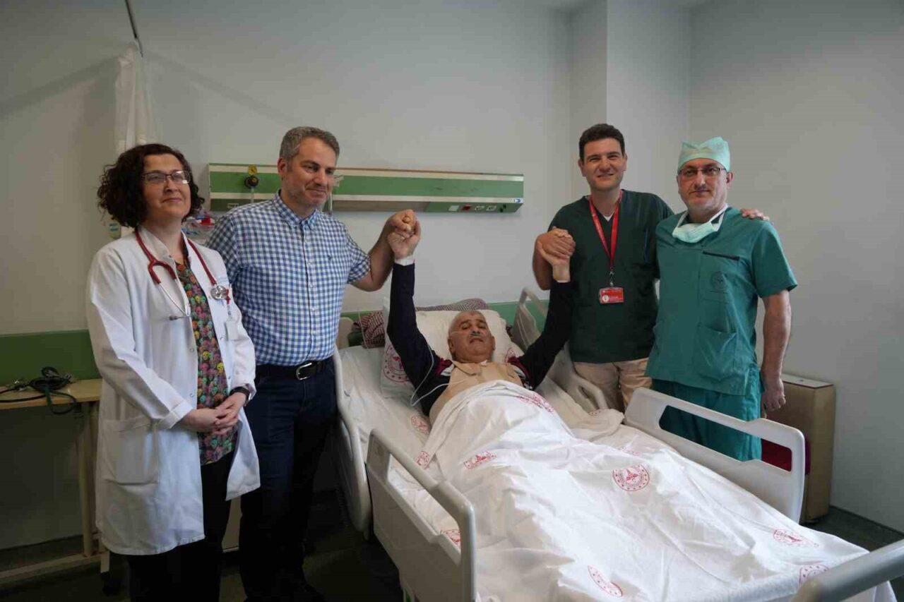 Samsun’da, nadir görülen kalıtsal moyamoya hastalığı ve her iki şah