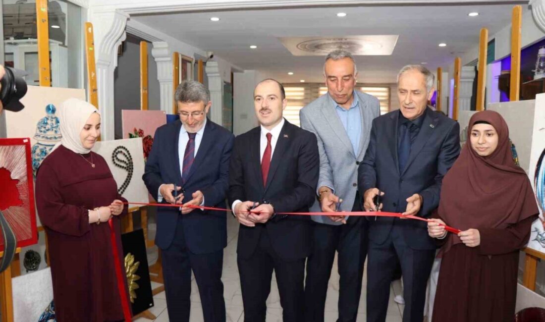 Oltu Halk Eğitim Müdürlüğü tarafından düzenlenen el emeği göz nuru