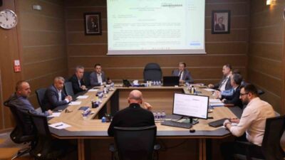 Kocaeli Büyükşehir Belediyesi encümen toplantısında, son kullanma tarihi geçmiş ürünleri