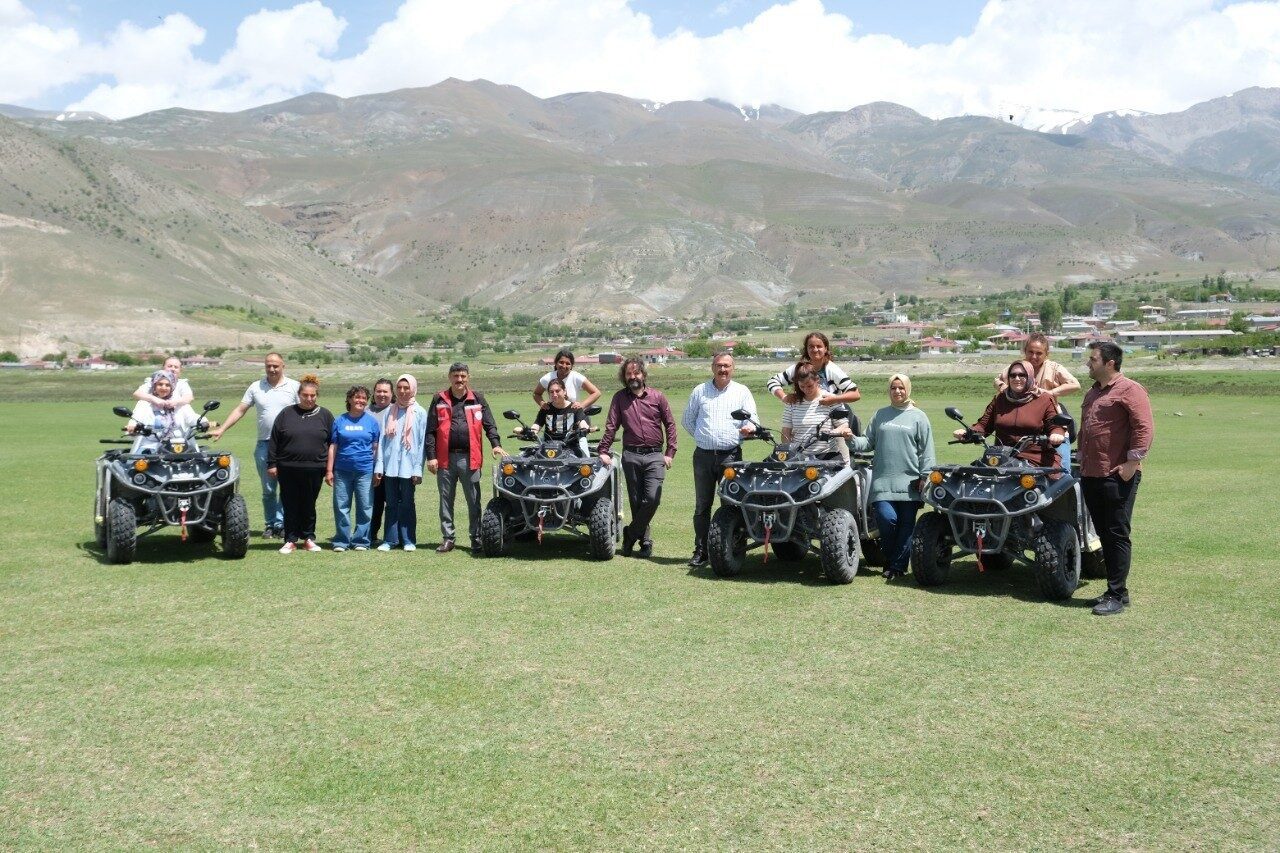 Erzincan Aile ve Sosyal Hizmetler İl Müdürlüğü ile Havacılık Kulübü