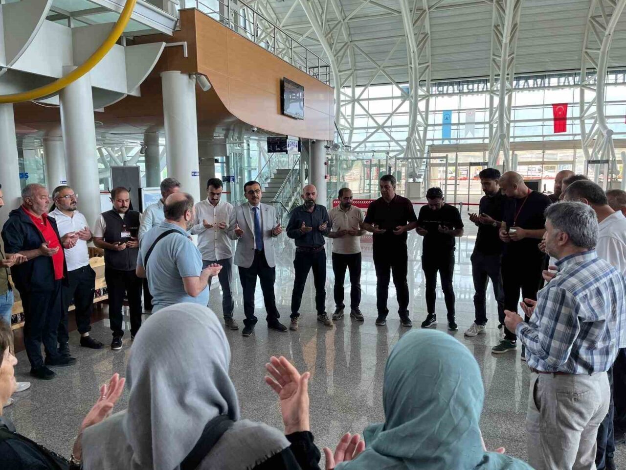 Diyanet İşleri Başkanlığının organizasyonuyla Erzincan’dan kutsal topraklara gidecek olan 59.