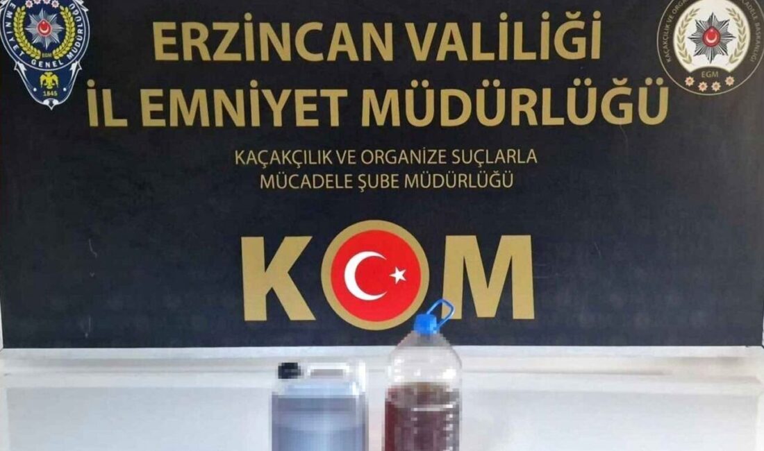 Erzincan’da bir eve yapılan baskında 8 litre kaçak içki ele