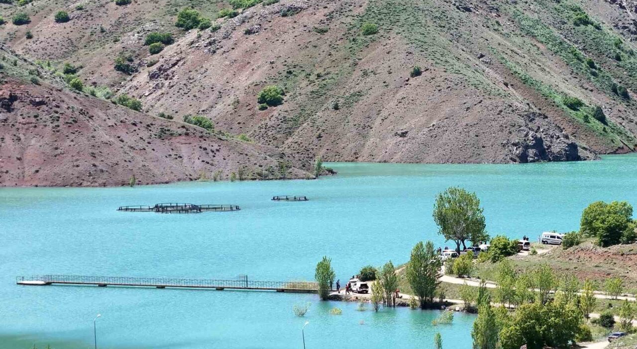 Erzincan’da yaklaşık 36 saattir aranan gencin cansız bedeni ve otomobili