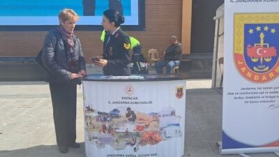 Karayolu Trafik Haftası kapsamında Erzincan’da İl Jandarma Komutanlığı trafik jandarma